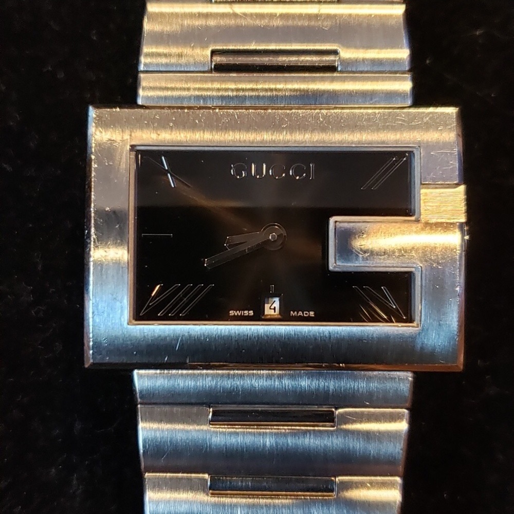 Gucci Men’s YA100305 Stainless Steel  ‘G’ Watch
